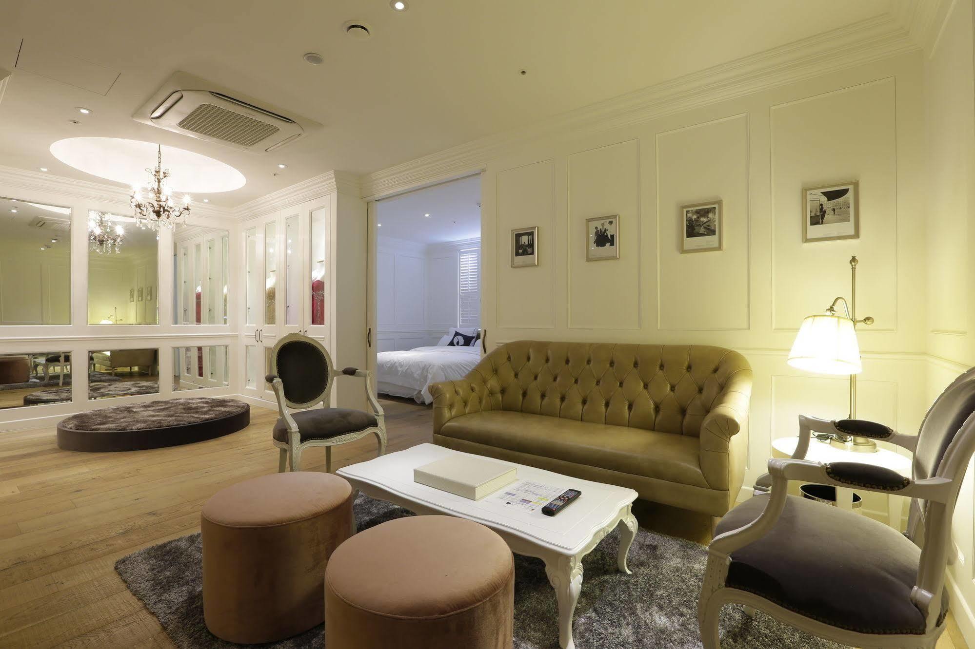 Hotel The Designers Инчон Экстерьер фото