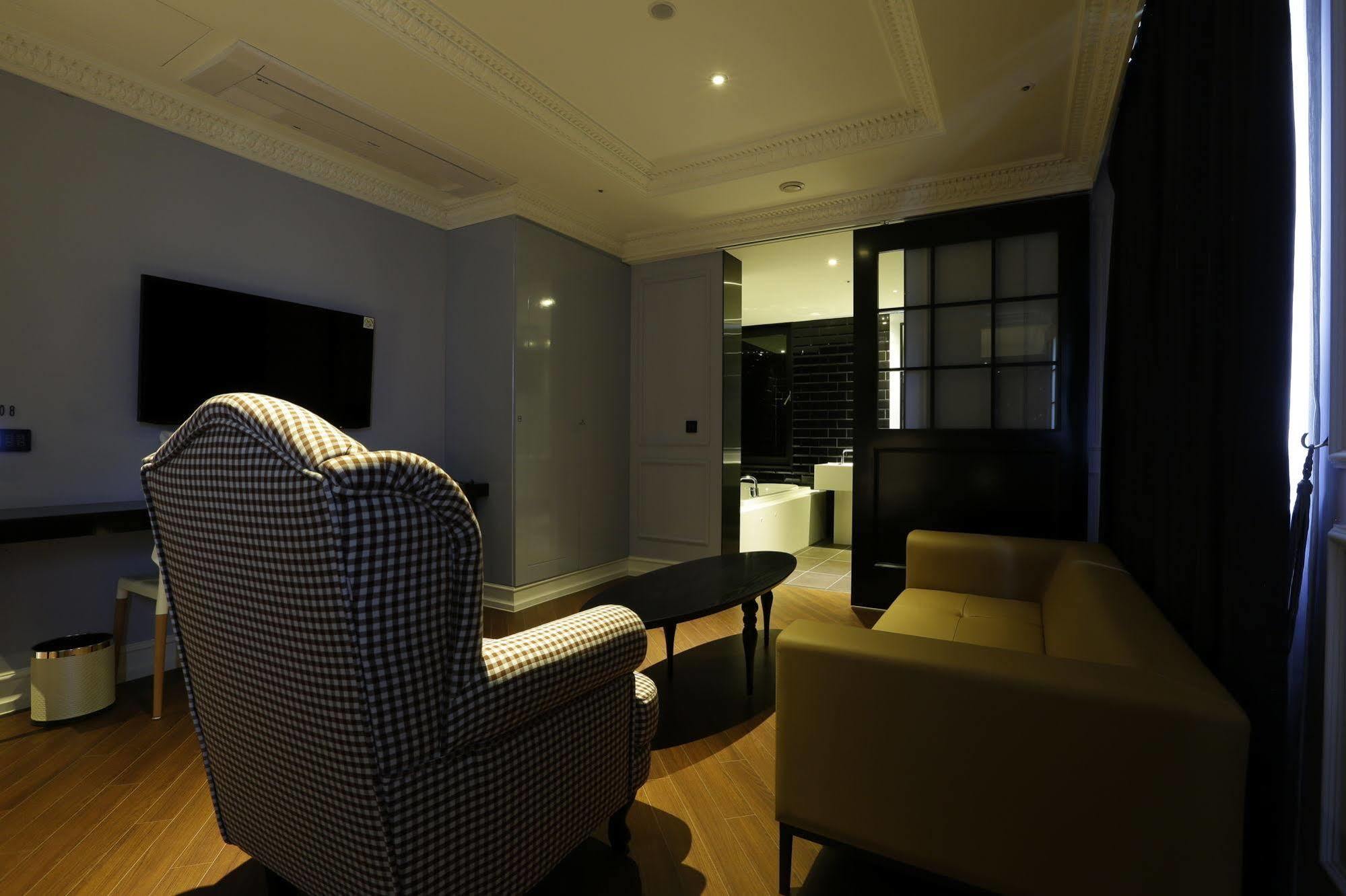 Hotel The Designers Инчон Экстерьер фото