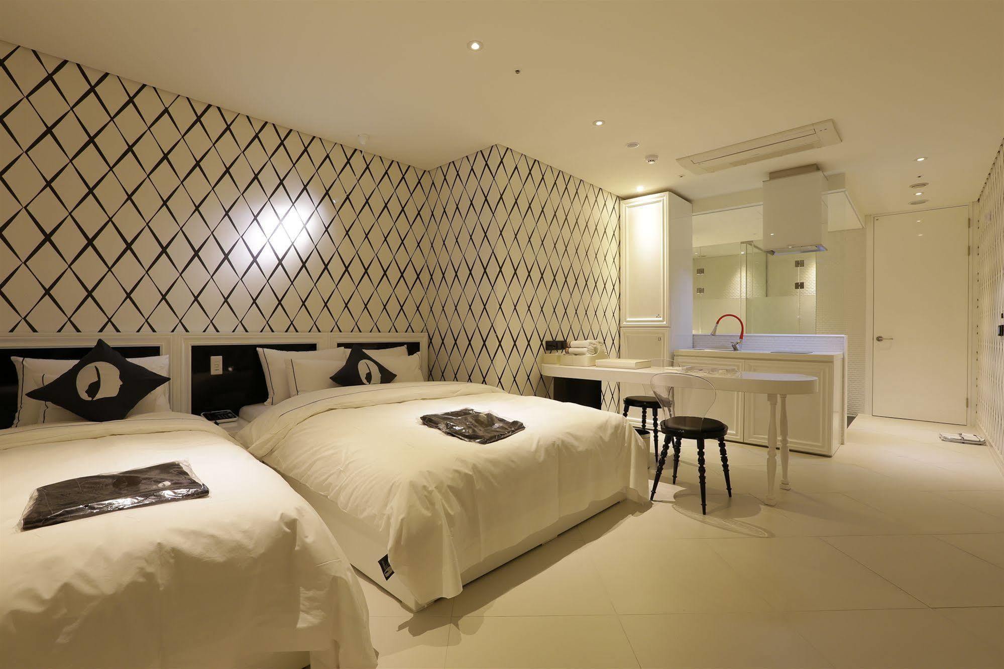 Hotel The Designers Инчон Экстерьер фото