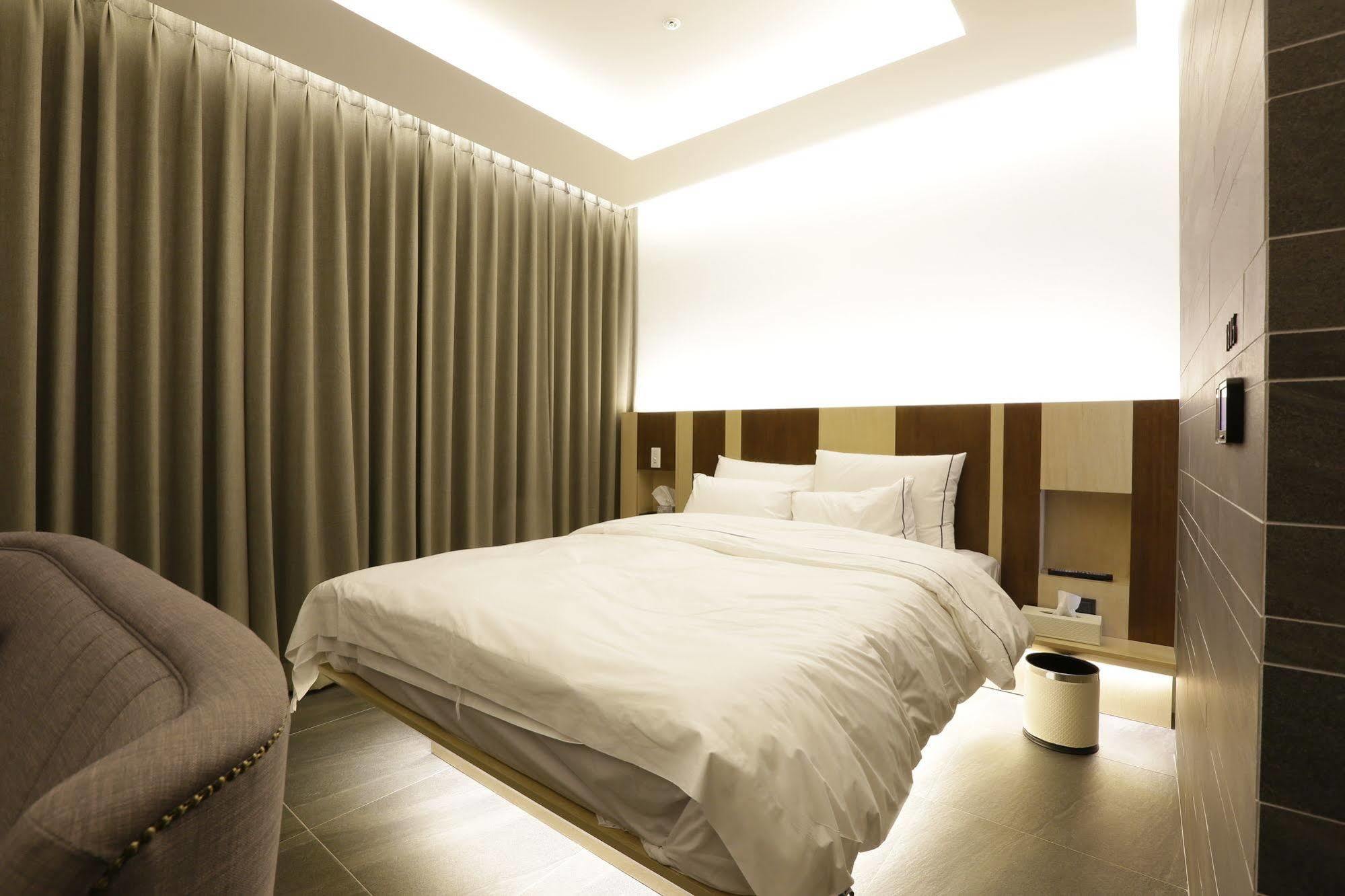 Hotel The Designers Инчон Экстерьер фото